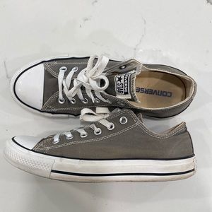 Converse Grey Size 9